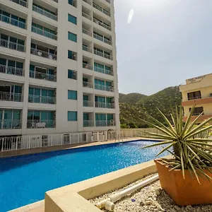 En El Rodadero Cerca Del Centro Comercial Arrecife Reserva De La Sierra Apartamento